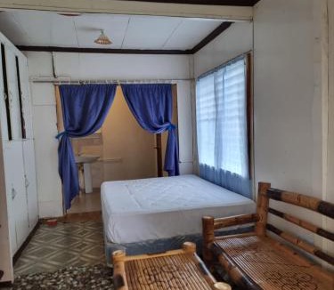 Mambajao Apartment | Penoria's lodge kubo