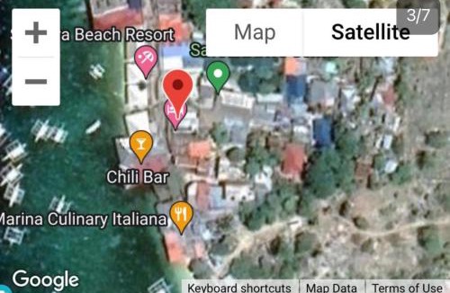 Basdiot Resort | Pescador View - Beachfront & nearby the Ocean Hostels & Restaurant Moalboal