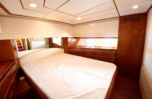 Nusajaya Boat Rental | Peyser Private Yacht Charter Puteri Harbour