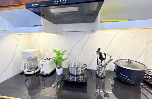General Santos Apartment | New Condotel-Inspired Studio with Hot & Cold Shower, 10 minutes SM Mall