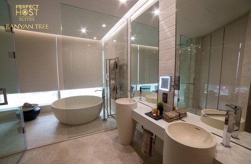Golden Triangle Apartment | PH Suites at Banyan Tree Studio King Suites - 13