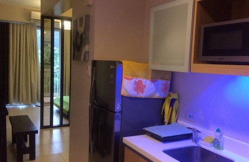 Tanauan City Apartment | Pico de Loro Beach and Country Club 1br Suite
