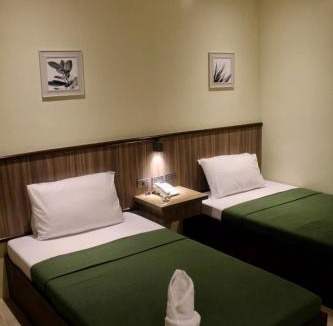 Pilar Hotel | PILAR MARINA INN
