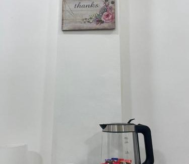 Allen Apartment | Pinkys Guest House
