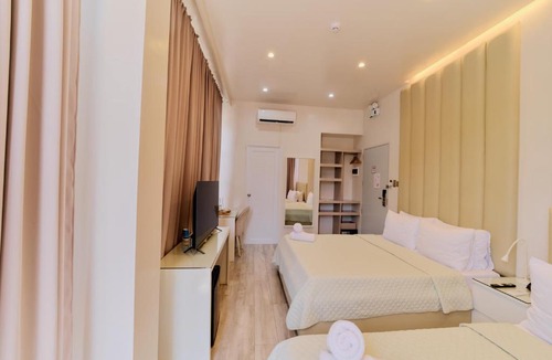 Jordan Hotel | Pitstop Mango Grove Retreat