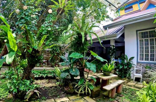 Tagaytay Bed & Breakfast | Pizzeria Saletta Bed & Breakfast