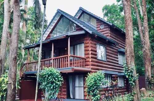 Tagaytay Cabin | Placid 3-bedroom Wood Cabin