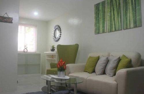 Pallocan Apartment | Pontefino Prime Townhouse 4BR with Wifi & Pool