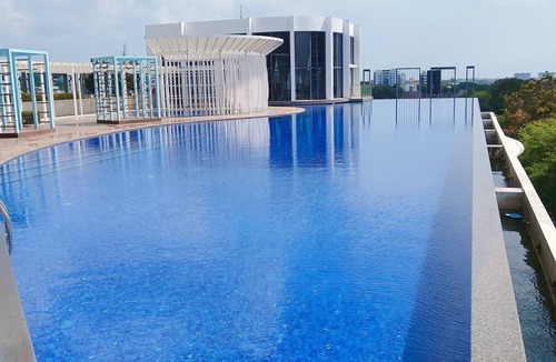 Bandar Kota Bharu Apartment | Pool View 2 Bedroom Troika Kota Bharu
