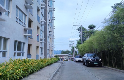 Davao Condo | Pool view tropical vibe condo