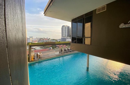 Tanjong Bidara Apartment | Poolside Suite - Amanjiwa 99 Residences