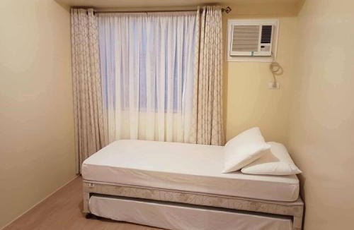 Alabang Apartment | Porki staycation