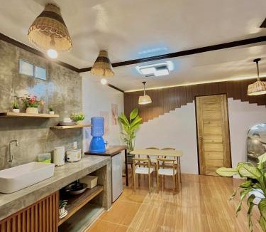 Burgos Apartment | Precious Homestay - Serenity Room