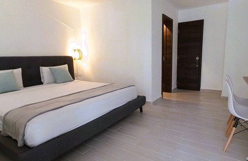 Bavaro Hotel | PREMIUM KING BED SUITE CONNECTING Pool and Beach Club - La Piazzetta #72