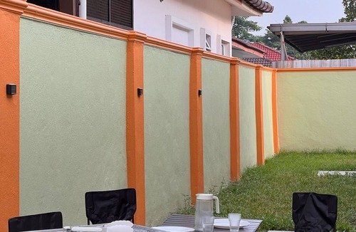 Kota Warisan House | Premium KLIA Homestay Near Sepang Circuit - WiFi - 15 mins - Family Friendly