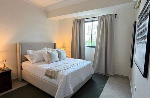 Santo Domingo Financial District Apartment | Premium Suite in Ensanche Paraíso Pool, Gym, Elevator & Excellent Location