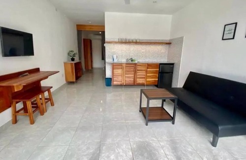 Dauis Apartment | Private Apartment with Big swimming pool