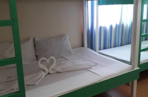 Catangnan Resort | Private room ∙ 6 guests
