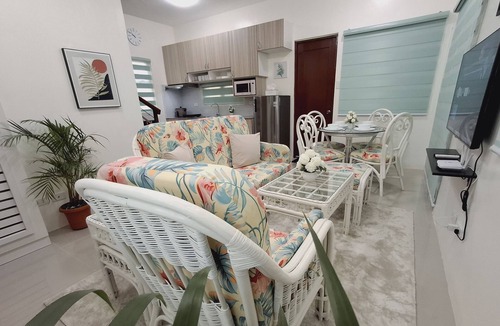 Dauis House | Private Solar-Powered 3BR Vacation Home in Panglao
