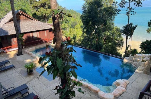 Padang Matsirat Resort | Private tropical retreat,surrounded by nature and designed for peaceful island