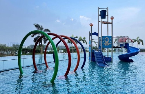 Puchong Apartment | Puchong Lake Haven Residence Waterpark Pool 6PAX