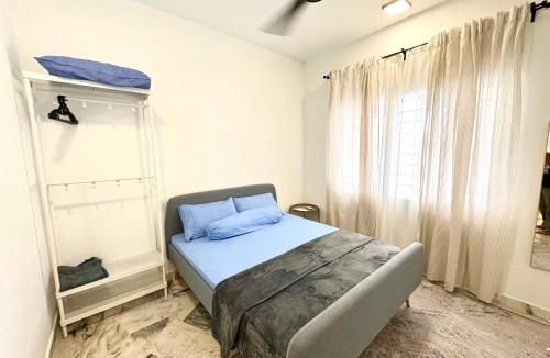 Ijok House | Puncak Alam 3R2B WIFI Corner Lot Casa Perdana Homestay