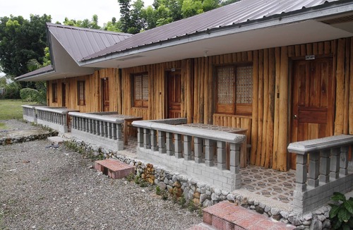 Laiya Hotel | Punta Aguila Resort & Hotel
