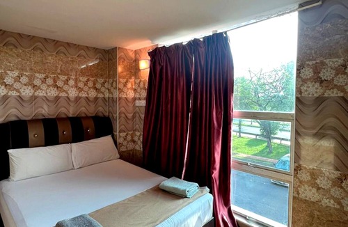 Subang Jaya Hotel | Putra Heights New Wave Hotel
