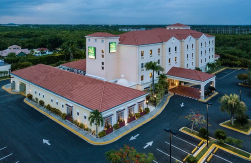La Caleta Hotel | Quality Hotel Real Aeropuerto Santo Domingo