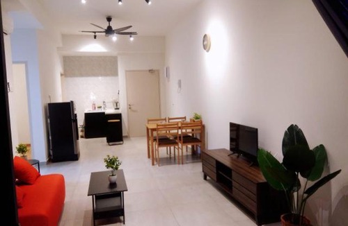 Malacca City Apartment | Quartz Residence Melaka