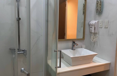 Lucena Hotel | Queen Margarette Hotel - Downtown