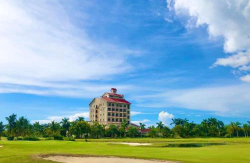 Medellin Resort | Queens Island Golf and Resort
