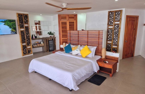Basdiot Hotel | Quo Vadis Dive Resort Moalboal