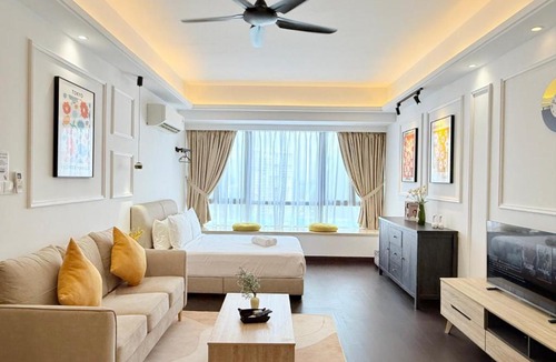 Central District Apartment | R&F Seine Region by ANJU