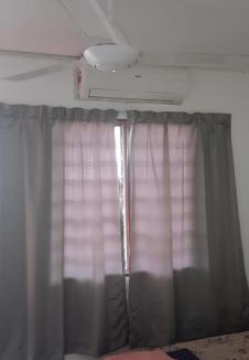 Pelabuhan Klang House | R&R Homestay
