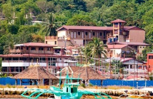 Coron Town Proper Hotel | R2R Bayview Inn