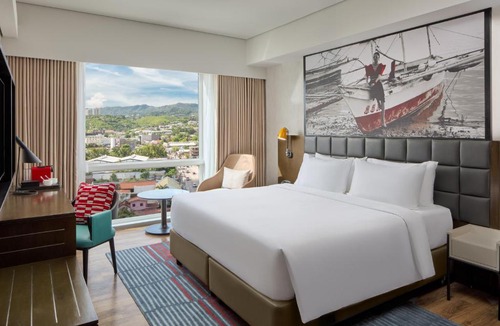 Mandaue Hotel | Radisson RED Cebu Mandaue