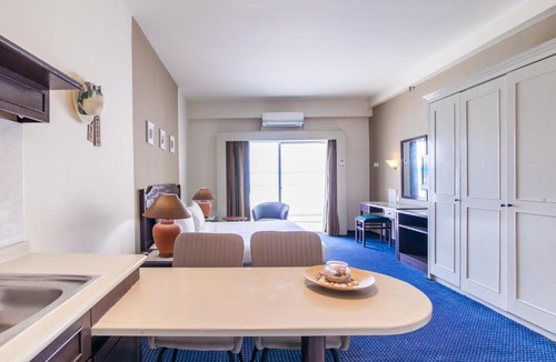 Tanjung Bungah Apartment | Rainbow paradise at Tanjung Bungah