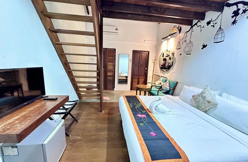 Downtown George Town House | Rangoon Residence 26