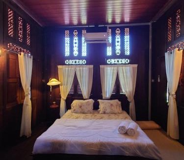 Kuala Berang Hotel | Razia Village VIP Suite