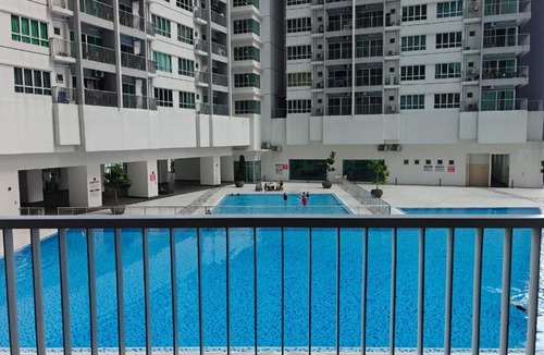 Salak South Apartment | RC Residences Condo Kuala Lumpur 2Room for 2-8pax