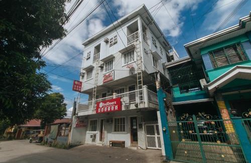 General Trias Hotel | RedDoorz at Davids Travellers Inn Cavite