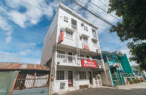 General Trias Hotel | RedDoorz at Davids Travellers Inn Cavite