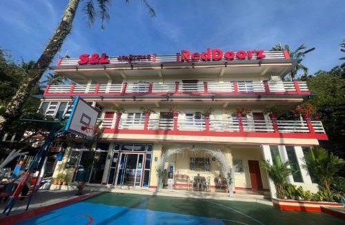 Daraga Hotel | RedDoorz at S & L Apartelle Daraga Albay