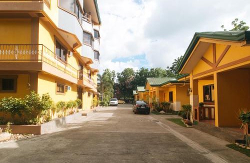 San Nicolas Hotel | RedDoorz @ Farm Side Hotel Laoag City