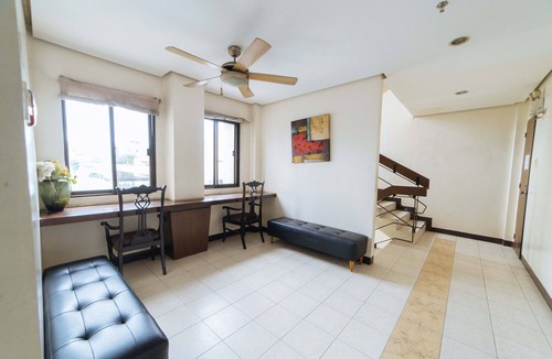Olongapo House | RedDoorz near Olongapo Bus Terminal