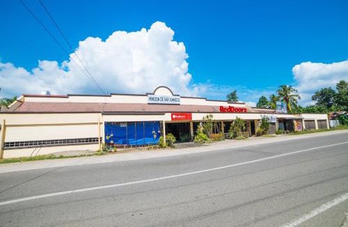Tacloban Hotel | RedDoorz near San Juanico Bridge