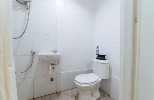 Jaro House | RedDoorz @ Plaza Jaro Iloilo