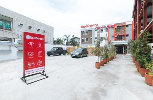 Taguig Hotel | RedDoorz Plus at DBuilders Poblacion BGC