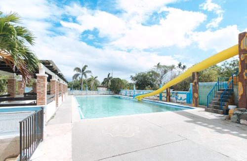Lemery Hotel | Reddoorz @ Royal Grande Beach Resort Batangas